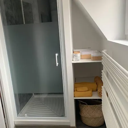 Maison De 2 Chambres A A 500 M De La Avec Terrasse Dieppe